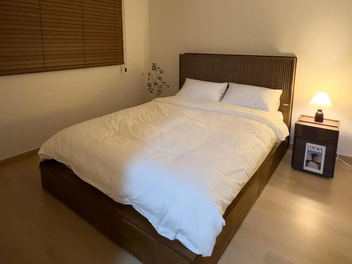 Apartment Humming Stay, Incheon Airport 10 Min, Unseo Stn, Projector