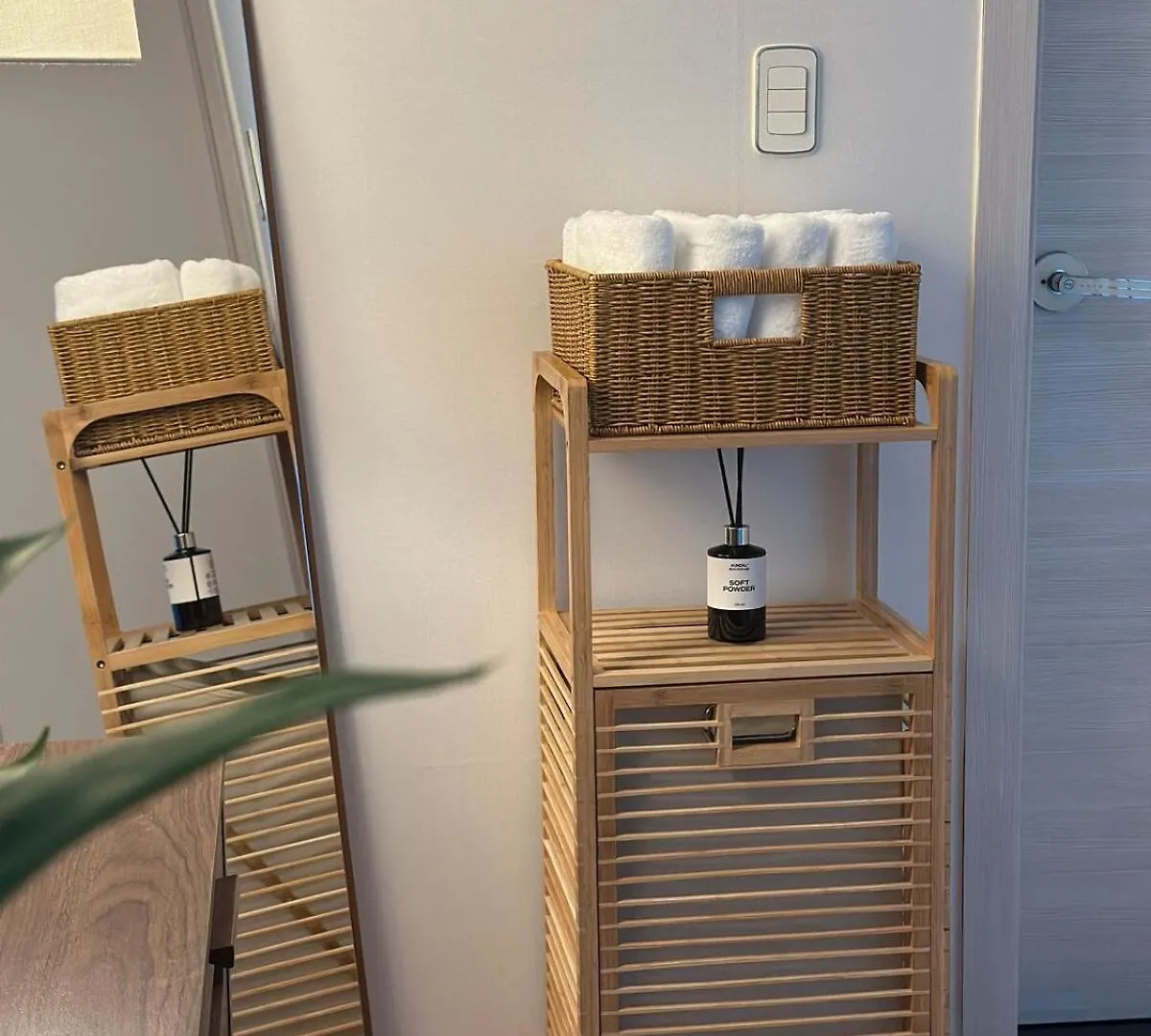 Apartment Humming Stay, Incheon Airport 10 Min, Unseo Stn, Projector South Korea